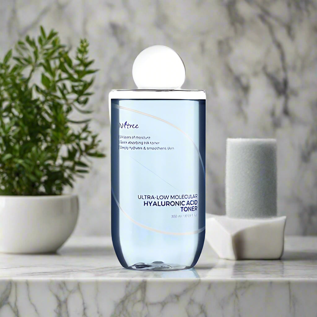 Isntree Ultra-Low Molecular Hyaluronic Acid Toner 300ml